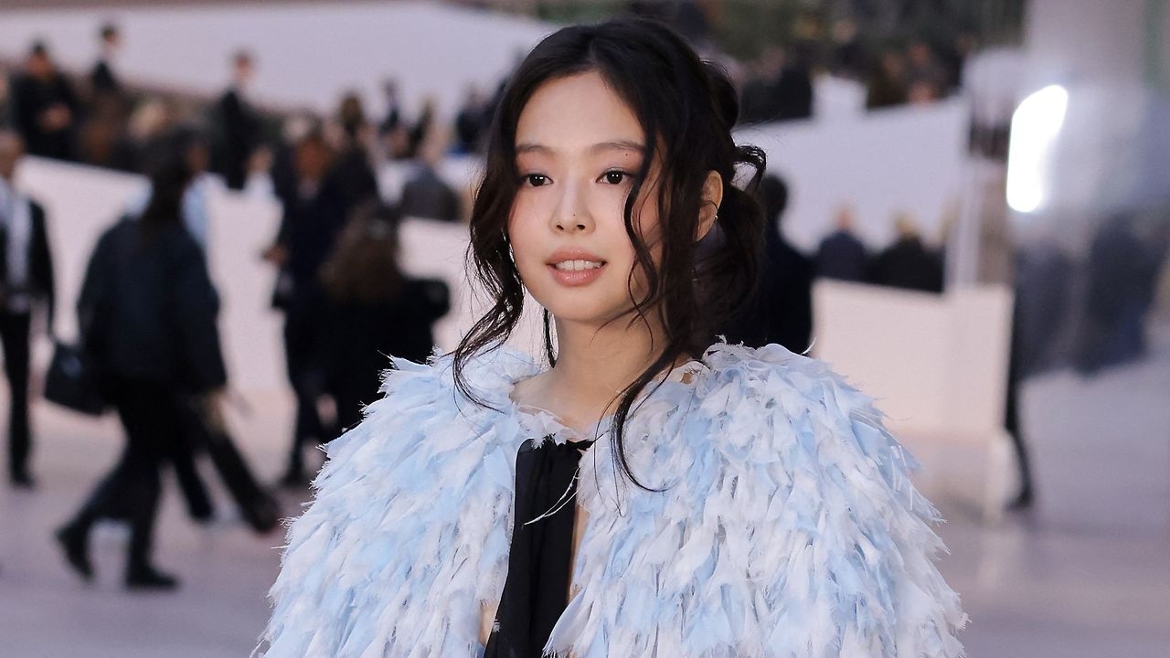 Jennie Kim z BLACKPINK nosiła te modne trampki z noskiem