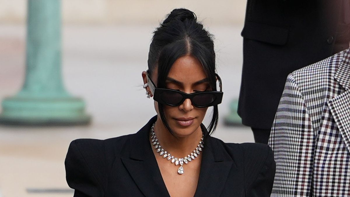 Вот он: как носить блейзер в 2026 году