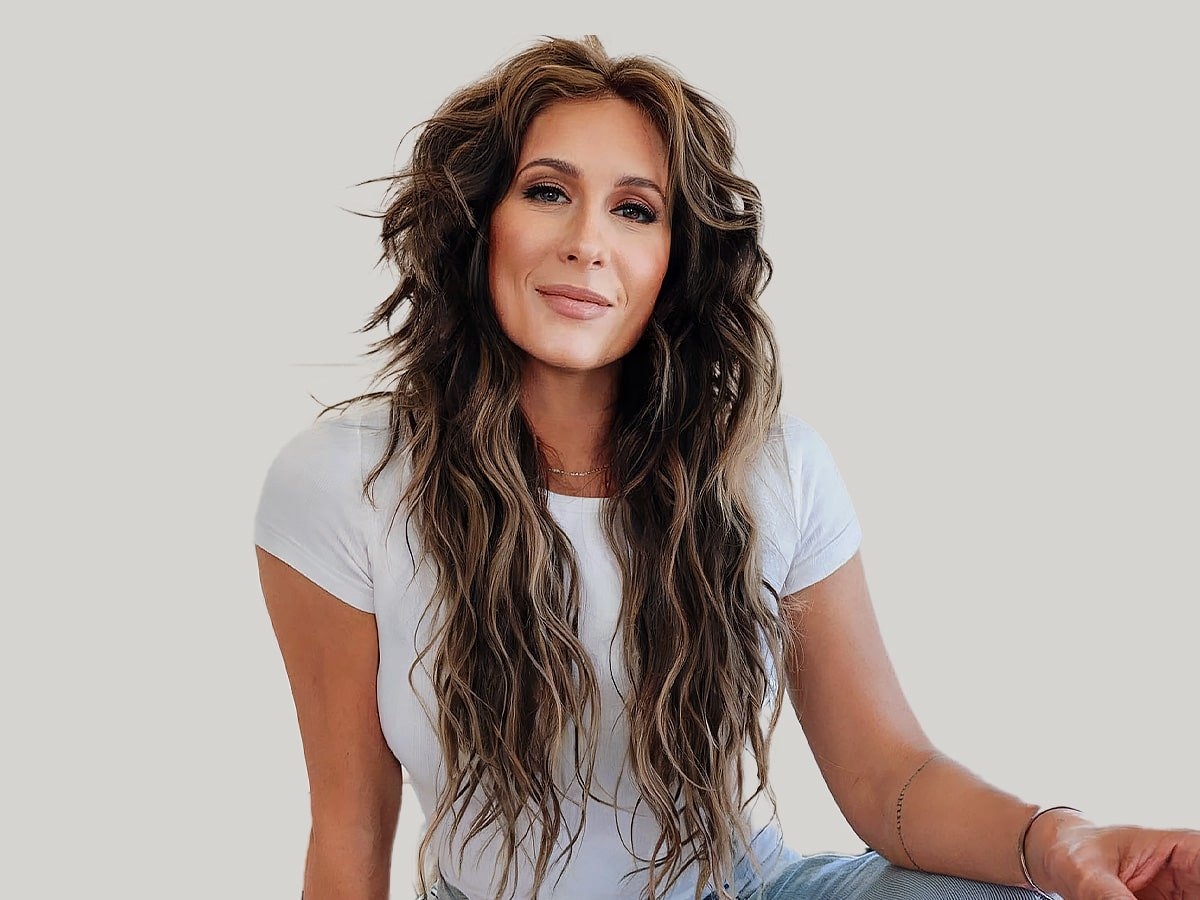 30+ Trendy Long Shag Styles That Are Stealing the Show in 2025