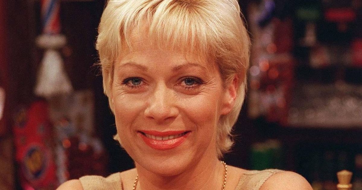 Легенда сериала «Улица Коронации» Дениз Уэлч, как ожидается, вернется в популярной мыльной опере ITV