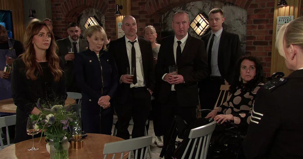 Anticipazioni di Coronation Street per la prossima settimana: funerali devastanti, ritorno a sorpresa e arresto scioccante