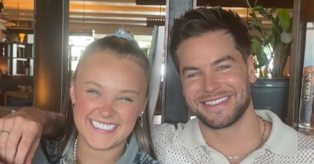JoJo Siwa e Chris Hughes 'em negociações para seu próprio reality show' enquanto o romance se intensifica