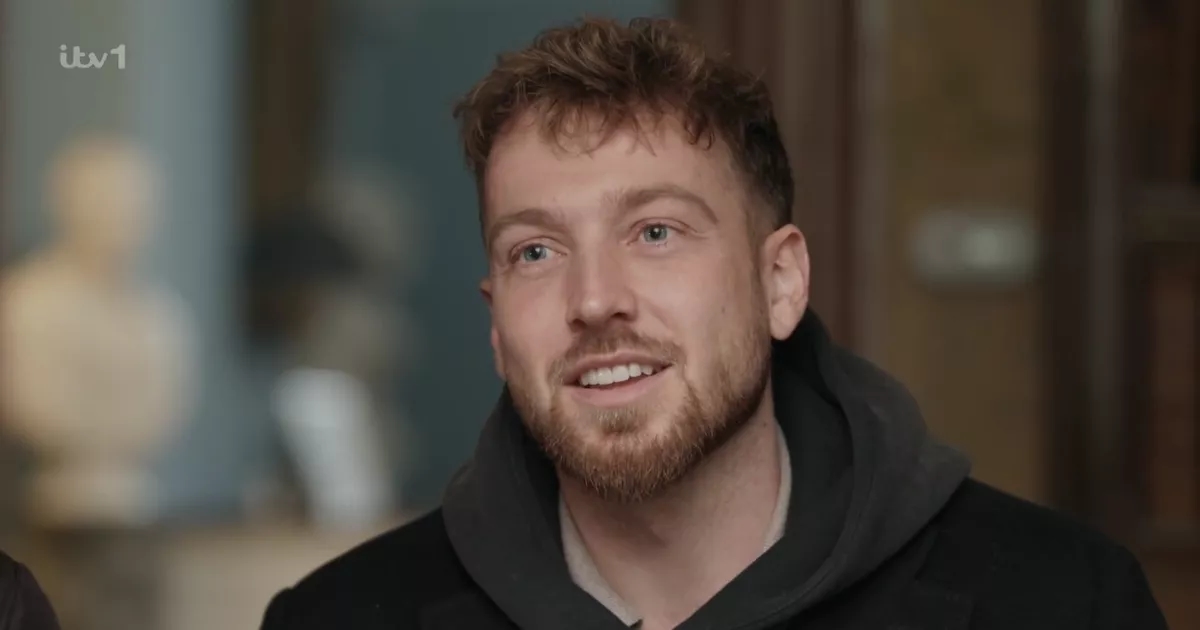 Sam Thompson dit que « nous avons fait semblant » à propos de la bombe du nom de famille sur DNA Journey