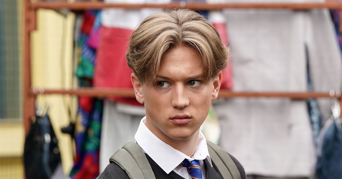 El recién llegado de EastEnders tiene familiares famosos que también han aparecido en telenovelas de la BBC.