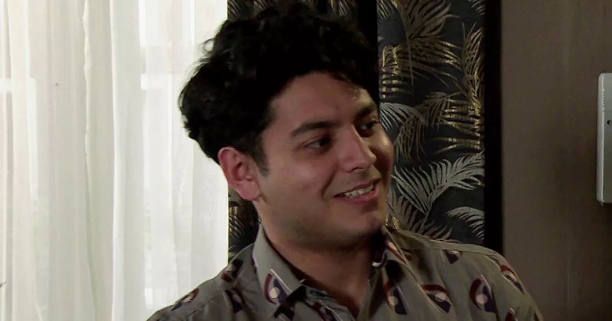 Coronation Street-Star Adam Hussain äußert sich zum Ausstieg und kündigt Rückkehr an