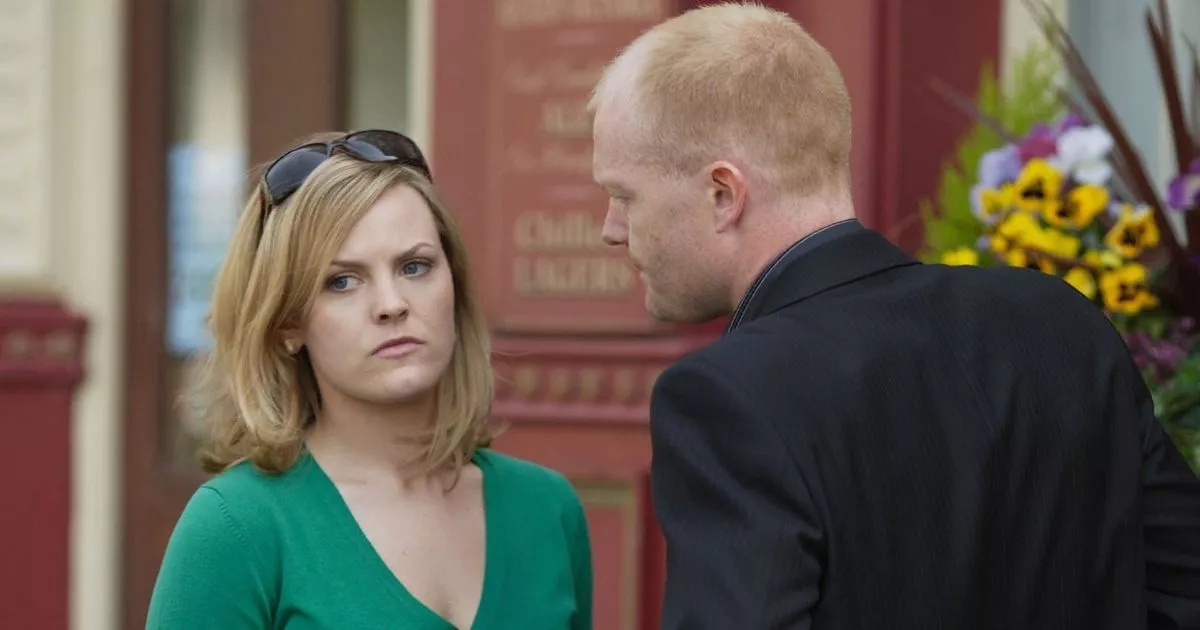 EastEnders fans 'solve when Zoe and Max had affair' after recalling past Tanya scene