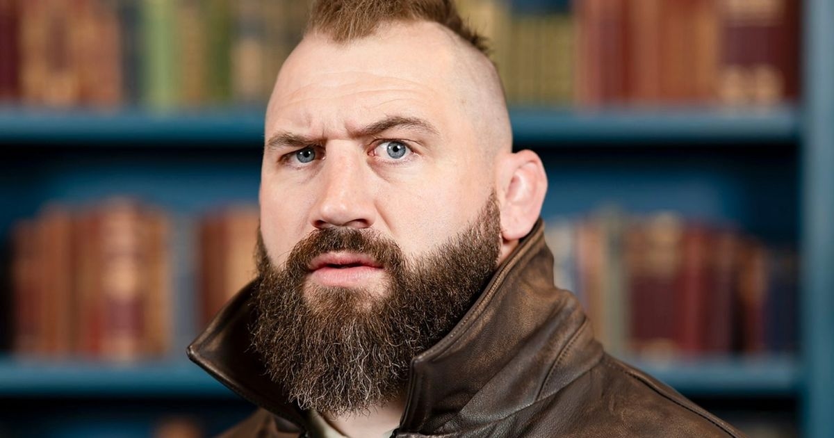 „Celebrity Traitors“-Star rudert zurück: „Ich habe es nicht so gemeint“, nachdem er dabei erwischt wurde, wie er seine Kollegen beschimpfte.