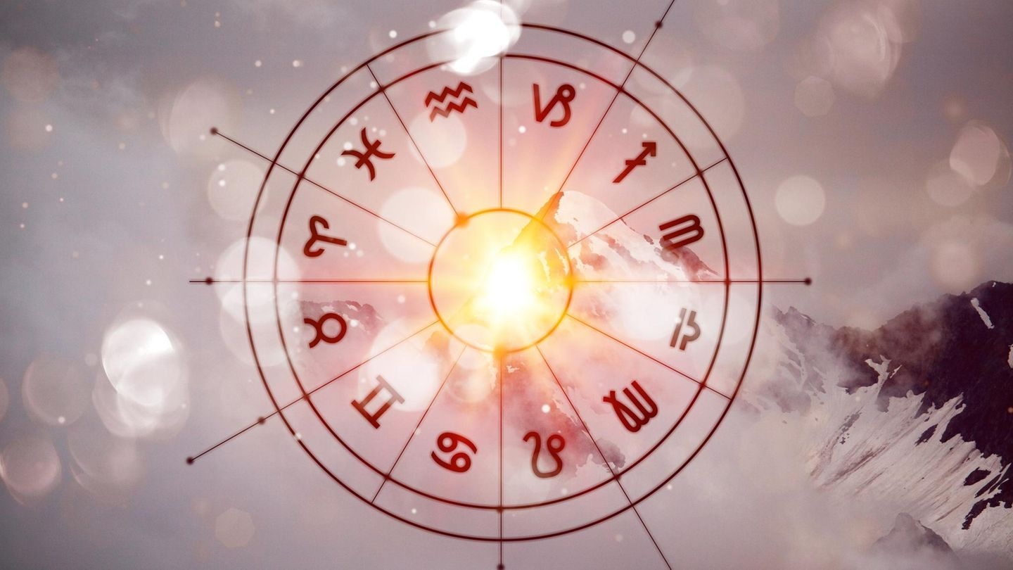 Weekly Horoscope: July says goodbye with a gift