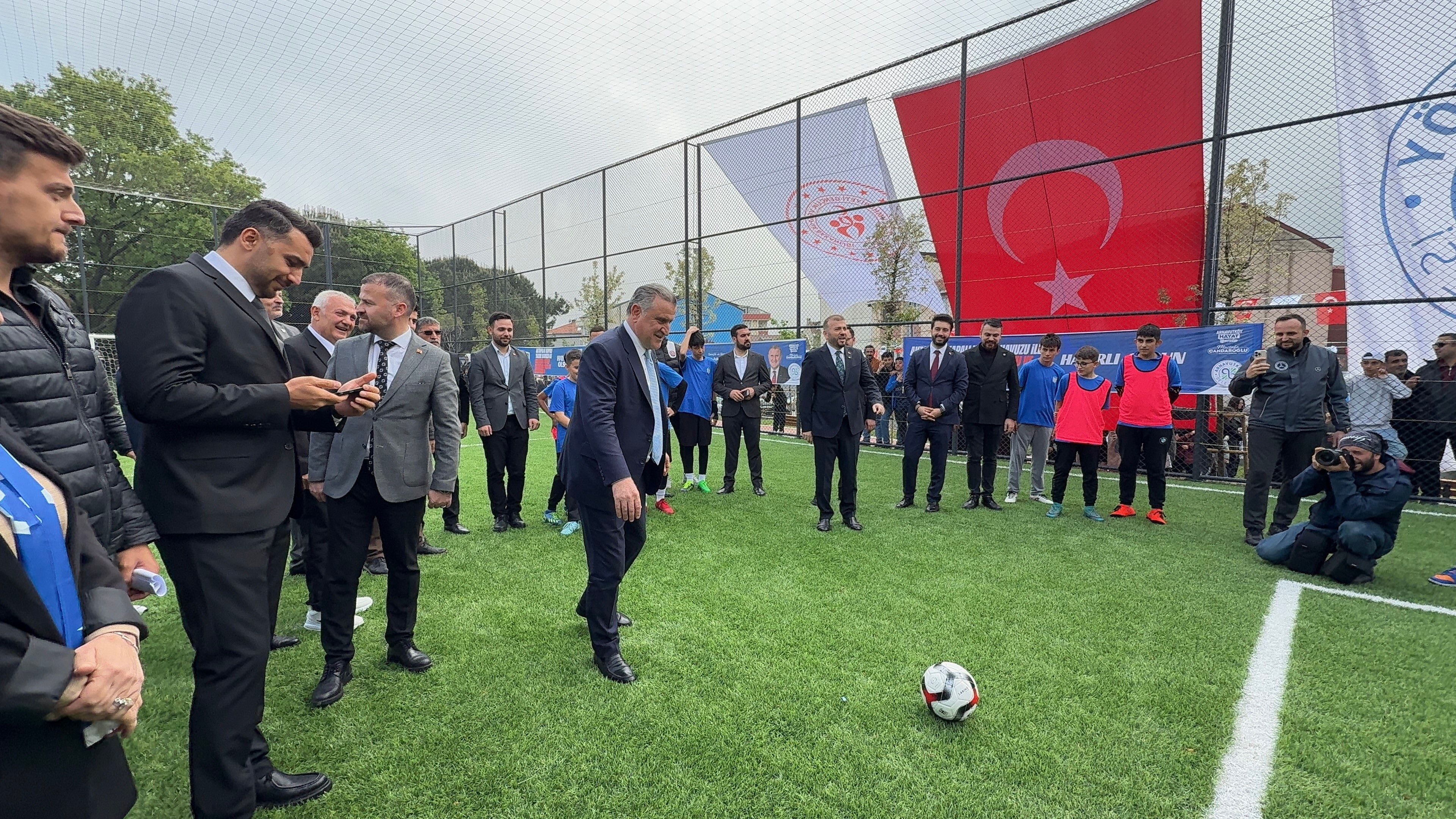 Minister Bak: „W ciągu ostatnich 23 lat w Turcji dokonała się rewolucja w zakresie obiektów sportowych”