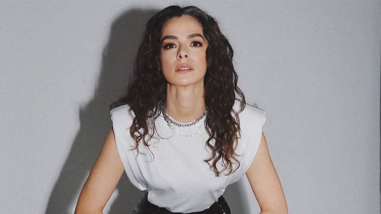 Özge Özpirinçci returns to the screen: Here is her new series...