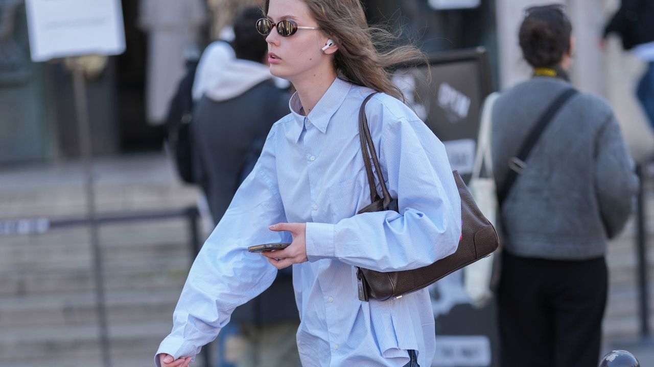Vergessen Sie Baggy-Jeans – diesen Sommer tragen wir Straight-Leg-Jeans