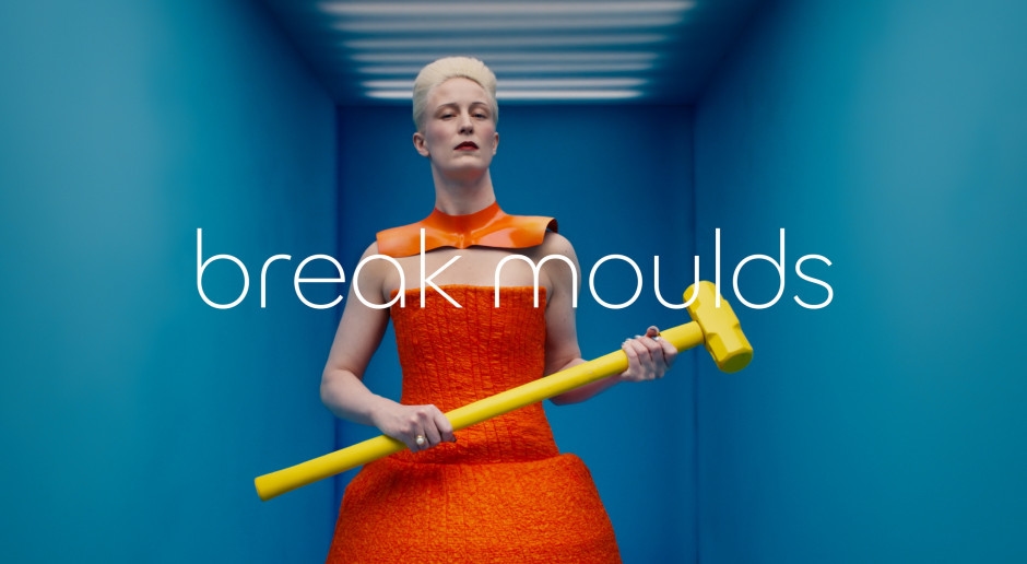 Jaguar &quot;przejechał się&quot; na reklamie. Ikona brytyjskiej motoryzacji szuka nowej agencji reklamowej