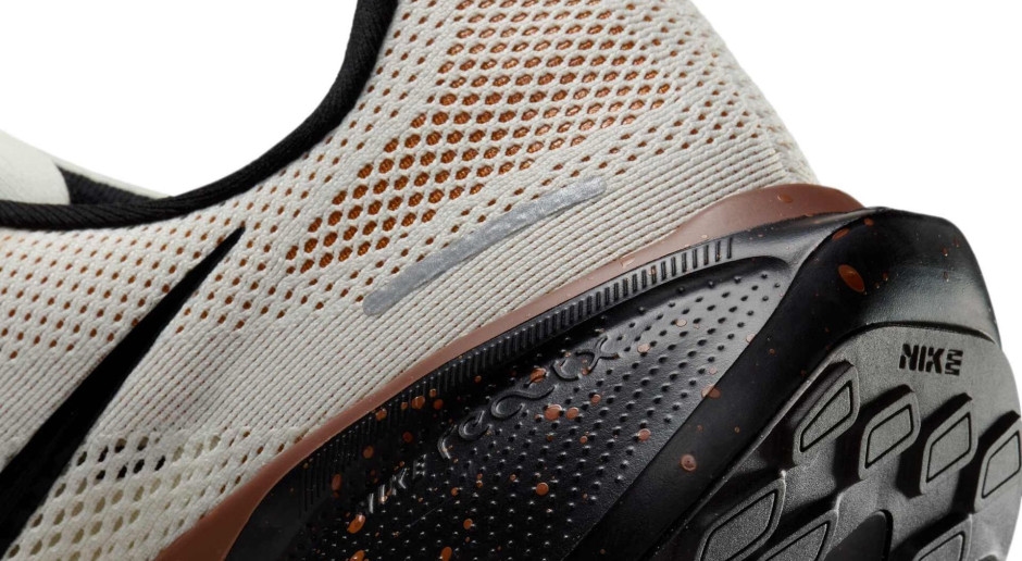 Yaz için hafif spor ayakkabılar mı? Nike, ikonik modelin kahve versiyonunu "servis ediyor"