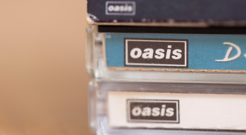 Het was Beatlemania, nu is het Oasis-koorts. Dit portret van de Gallagher Brothers zou een fortuin waard kunnen zijn.