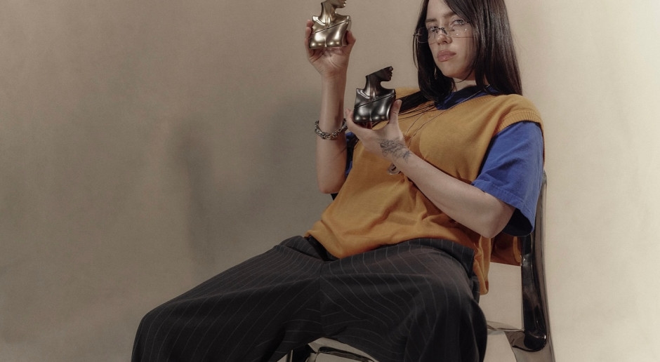 Artista polaco apreciado por Billie Eilish. Su proyecto participó en el videoclip de la estrella.
