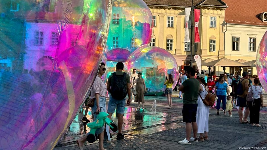 Sibiu: Savaş ve şiddetin gölgesinde tiyatro festivali