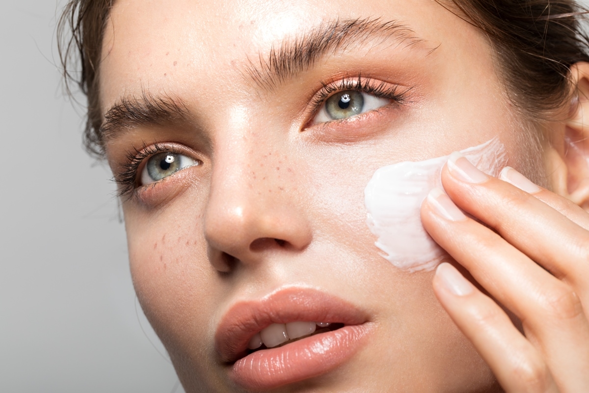 Usalo ogni giorno e non avrai più rughe: 3 creme a meno di R$60