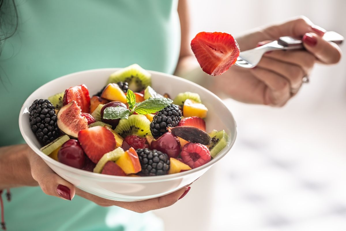 Fruit rich in vitamin C helps with healing and controlling blood pressure
