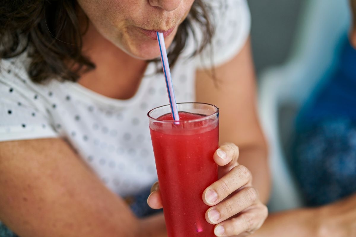 Por que a frutose está sendo chamada de veneno invisível em 2025?
