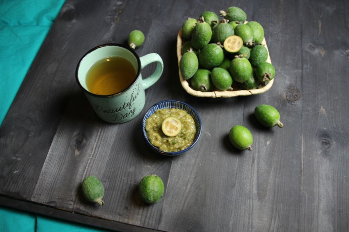 Guava yaprağı çayının 6 sağlık faydası ve nasıl hazırlanacağı