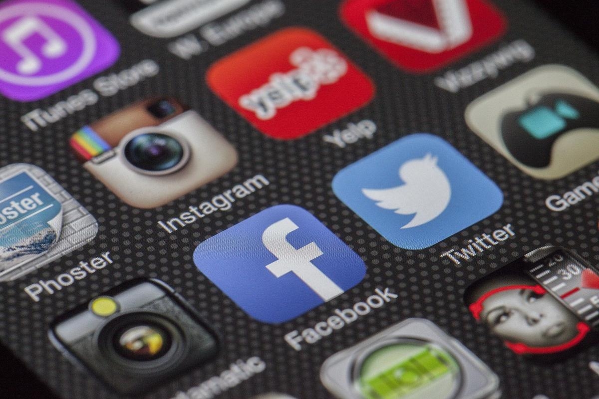 "Karım" Facebook'ta kapanıp Telegram'da yeniden açılıyor ve hiç de üzgün olmayan yeni "voyeurların" katılımıyla büyük bir patlama yaşanıyor.
