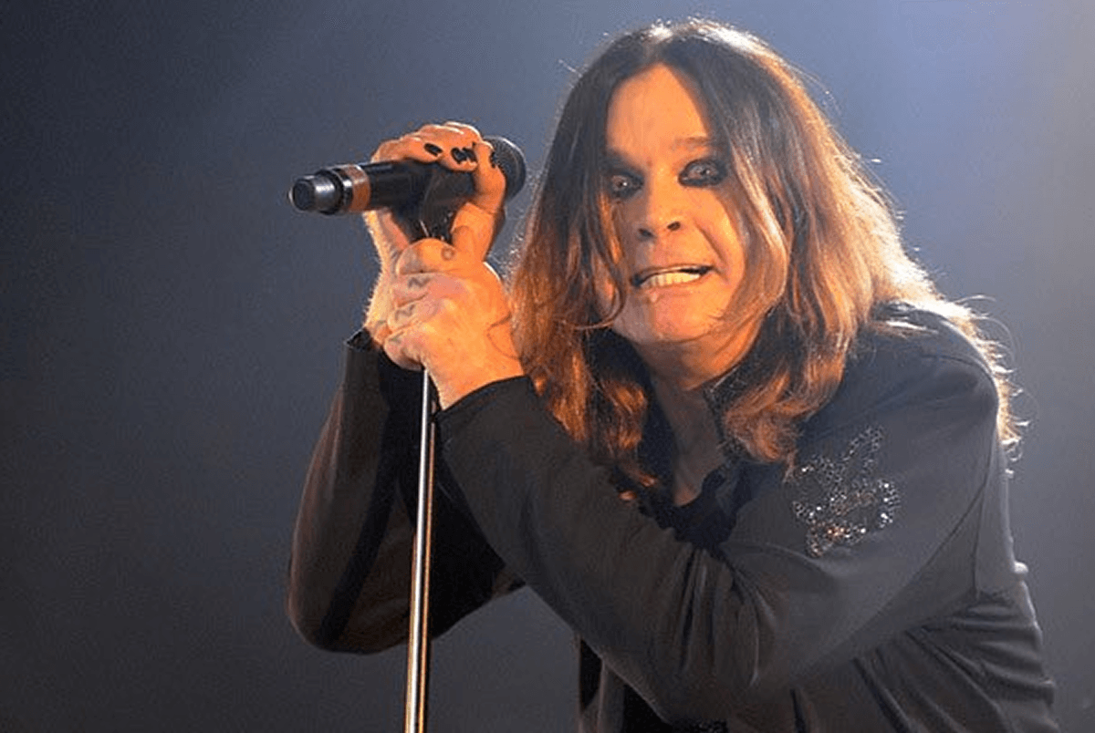 Ozzy Osbourne 'akut kalp krizi' nedeniyle hayatını kaybetti; rock yıldızının ölümüyle ilgili detaylar