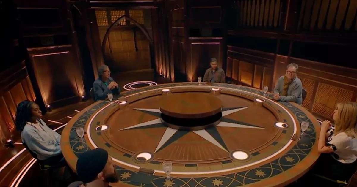 Ein Star aus „Celebrity Traitors“ erklärt, wie die Sendung sein Leben nach dem schockierenden Ausschluss verändert hat.