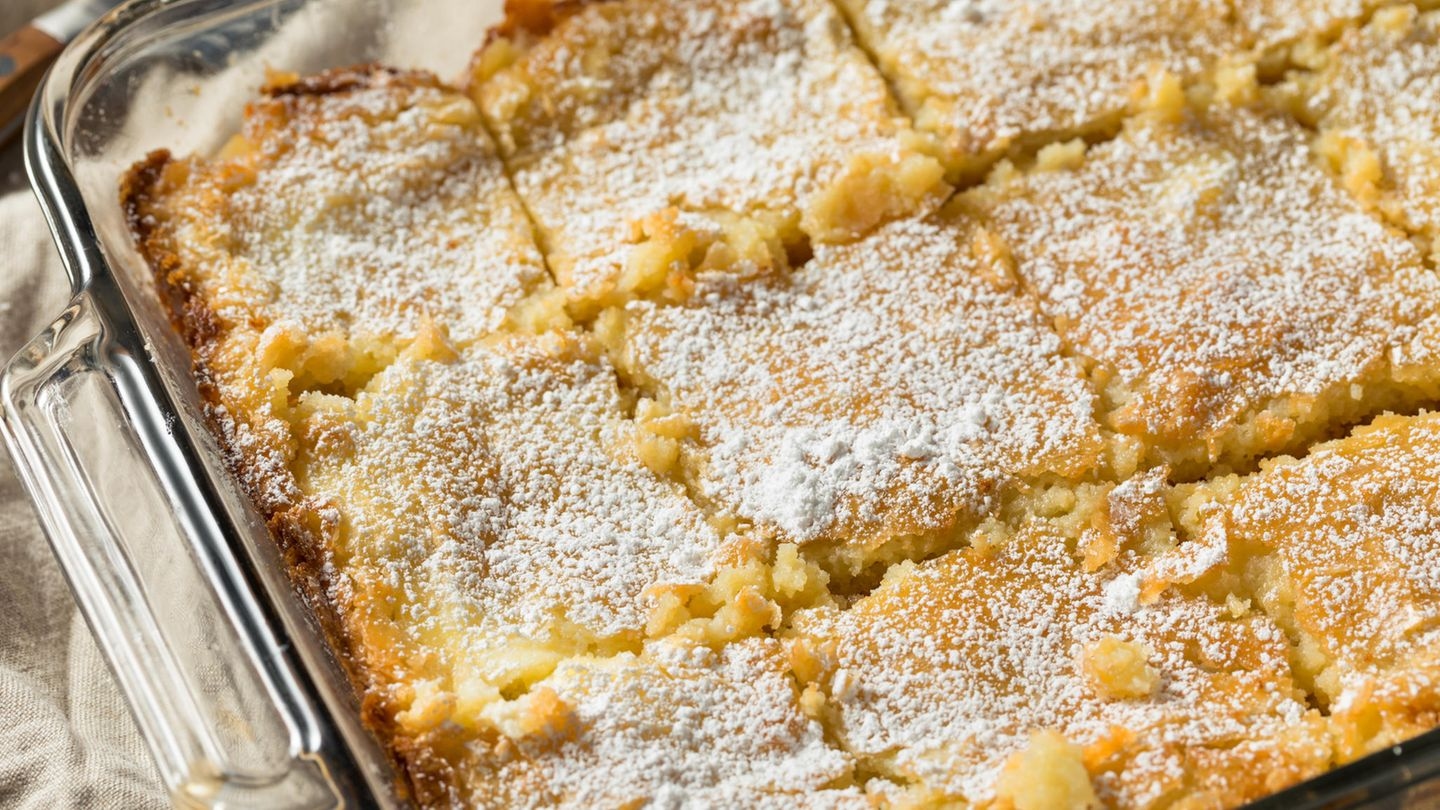 Sonbahar tarifi: Sonbahar için en hızlı 4 malzemeli elmalı kek